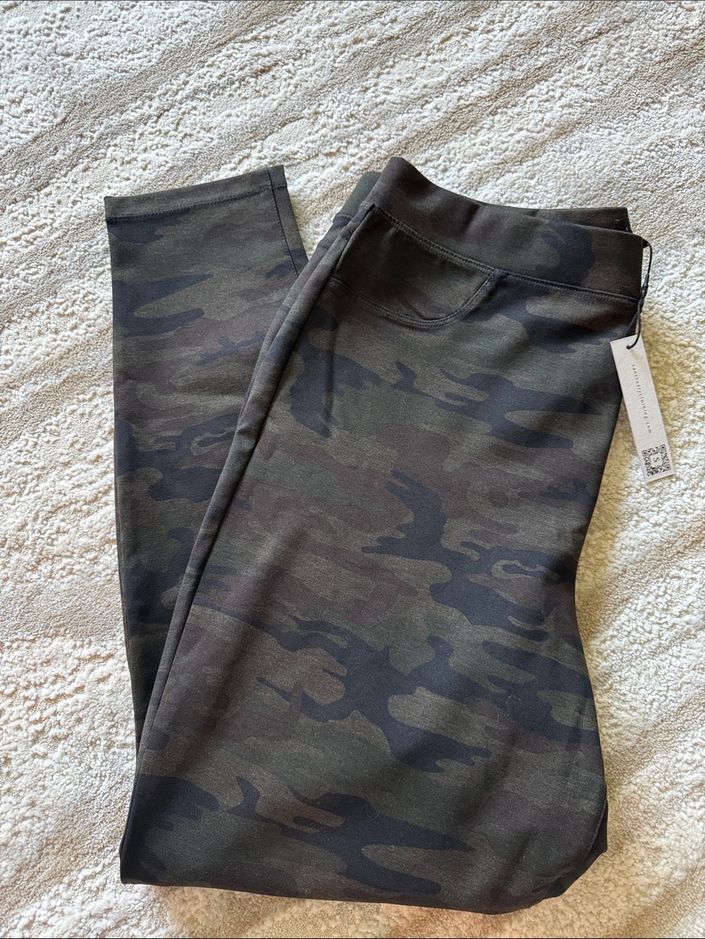 Sanctuary Women’s Camo Leggings - Dark Green Camouflage 1X NWT